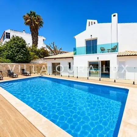 Oura Lux Villa