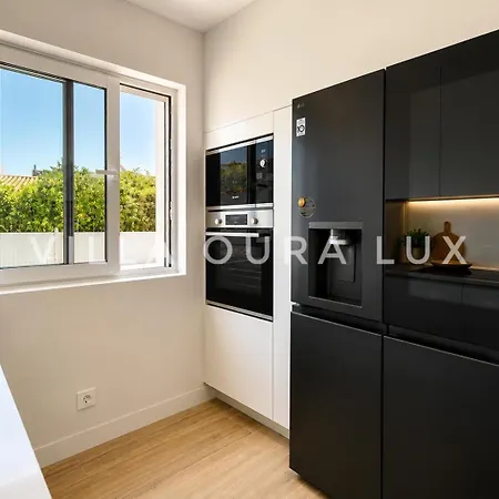 Oura Lux Вилла