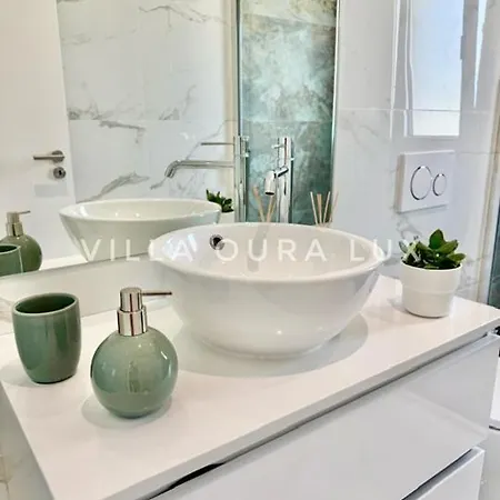Вилла Oura Lux